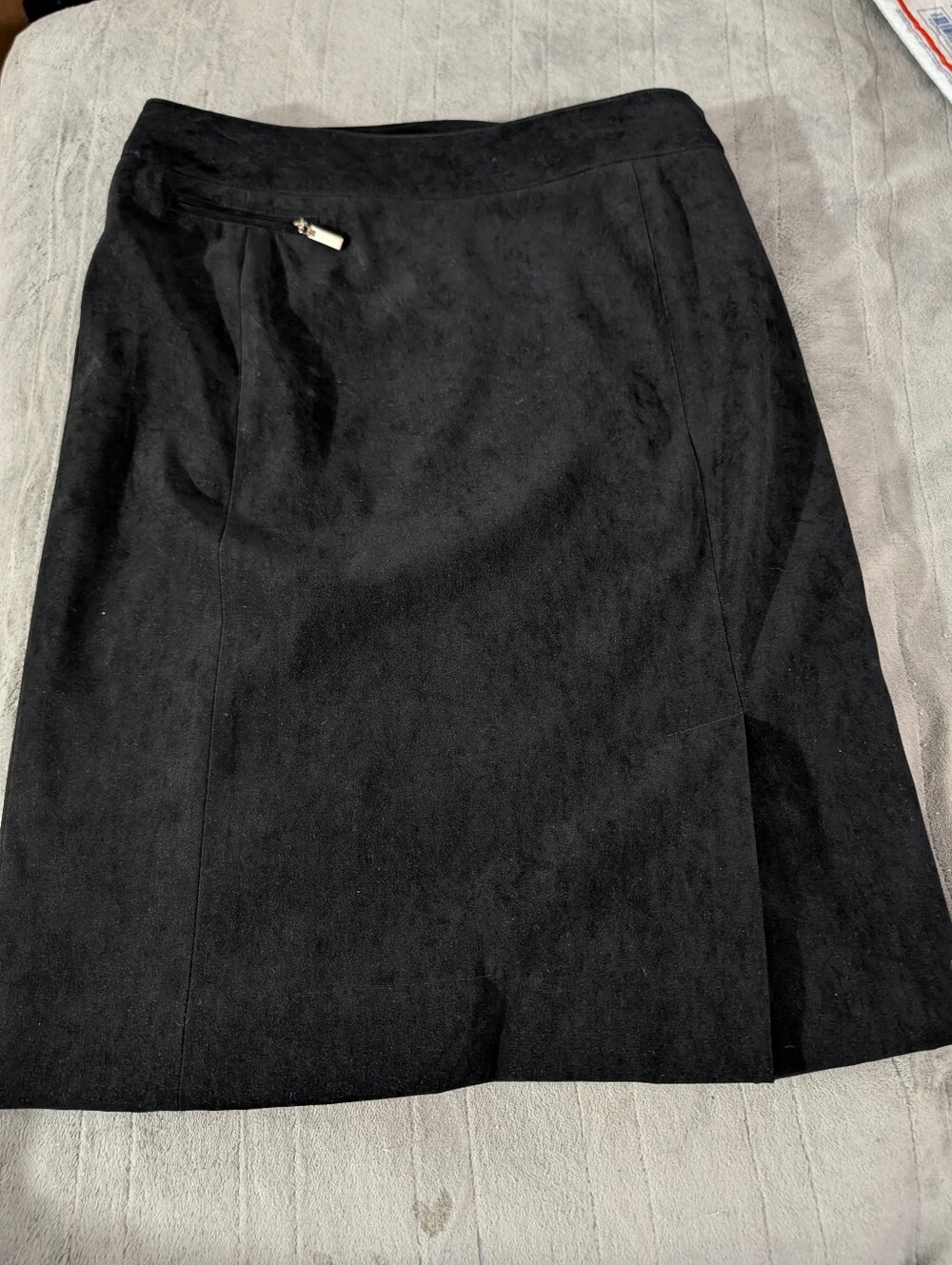 Doncaster Vintage Black Suede-Look Pencil Skirt with Side Zip Size 8
